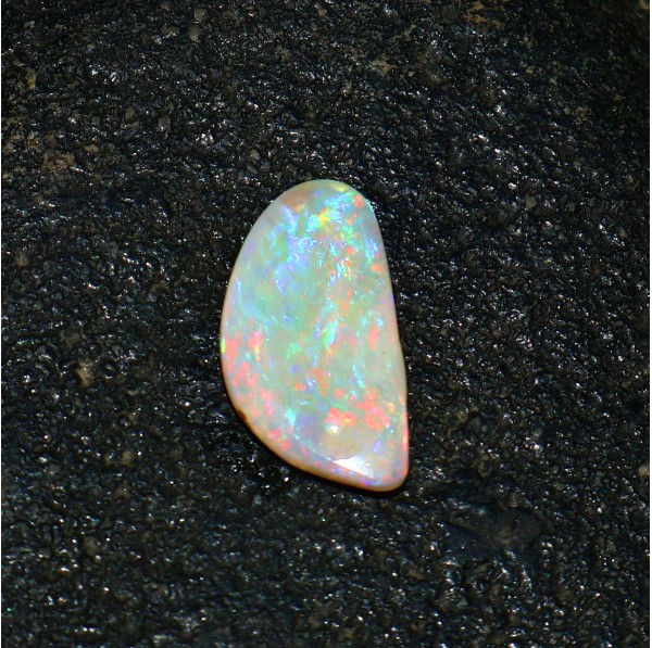 2.8 Cts Australian Solid GEM Opal, Rainbow Color Gemstone, Loose GemStone #LXS027