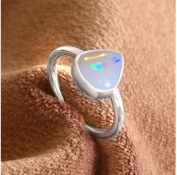 Australian Natural White Opal Ring in 925 Sterling Silver US-8 #LXJ040